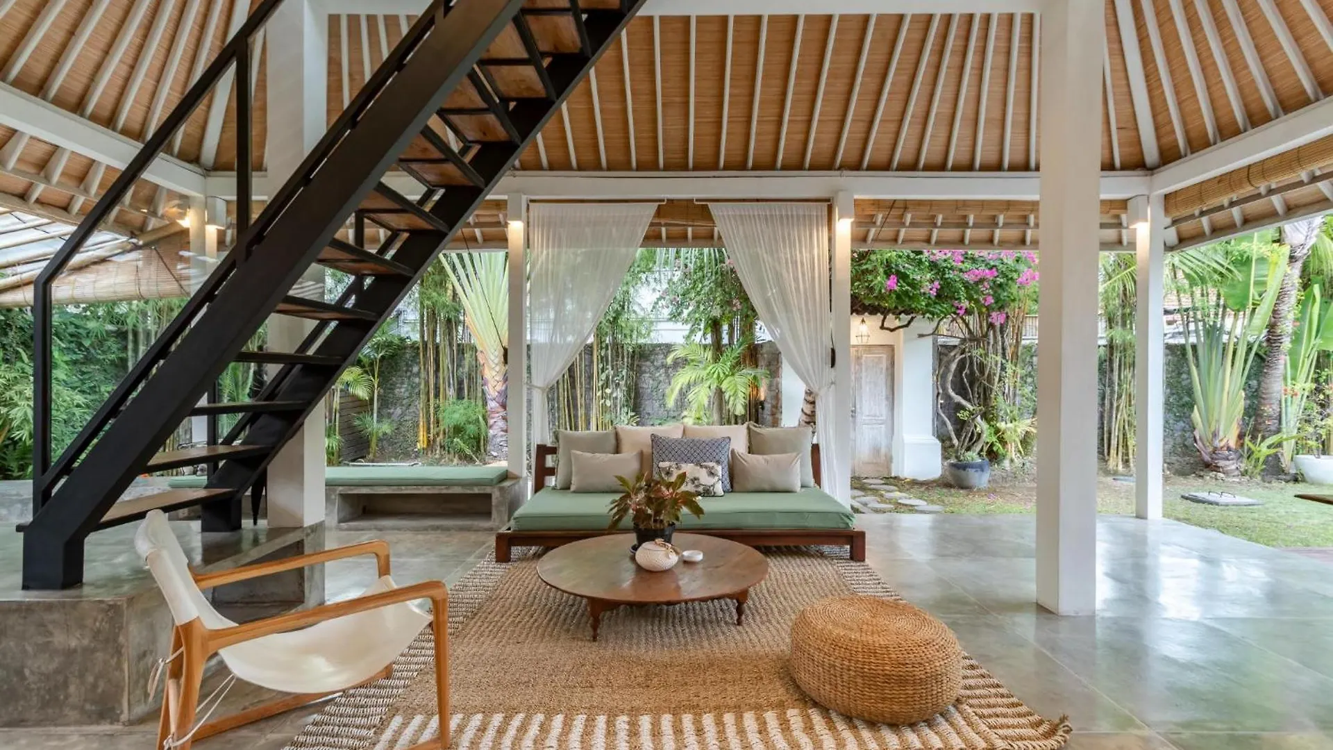 Villa Telma - Charming 2Br Villa In Central Seminyak, Walking Distance To Eat Street Indonezja